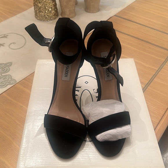 Steve Madden Suede Open Toe Heel - Picture 4 of 4